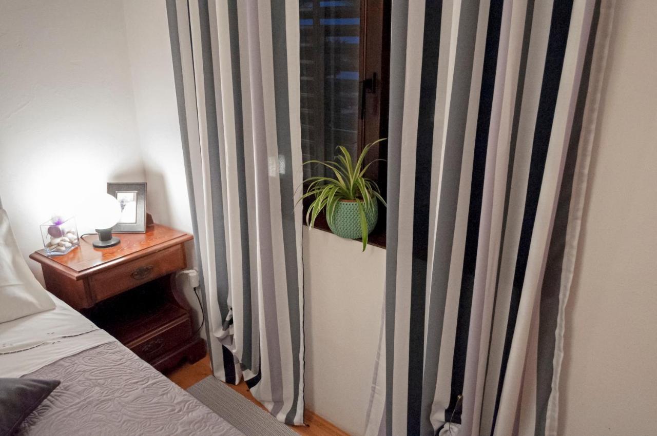 Apartment Rosa 1 Ровинь Экстерьер фото