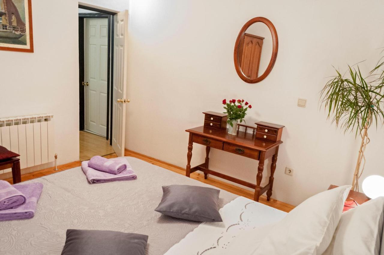 Apartment Rosa 1 Ровинь Экстерьер фото