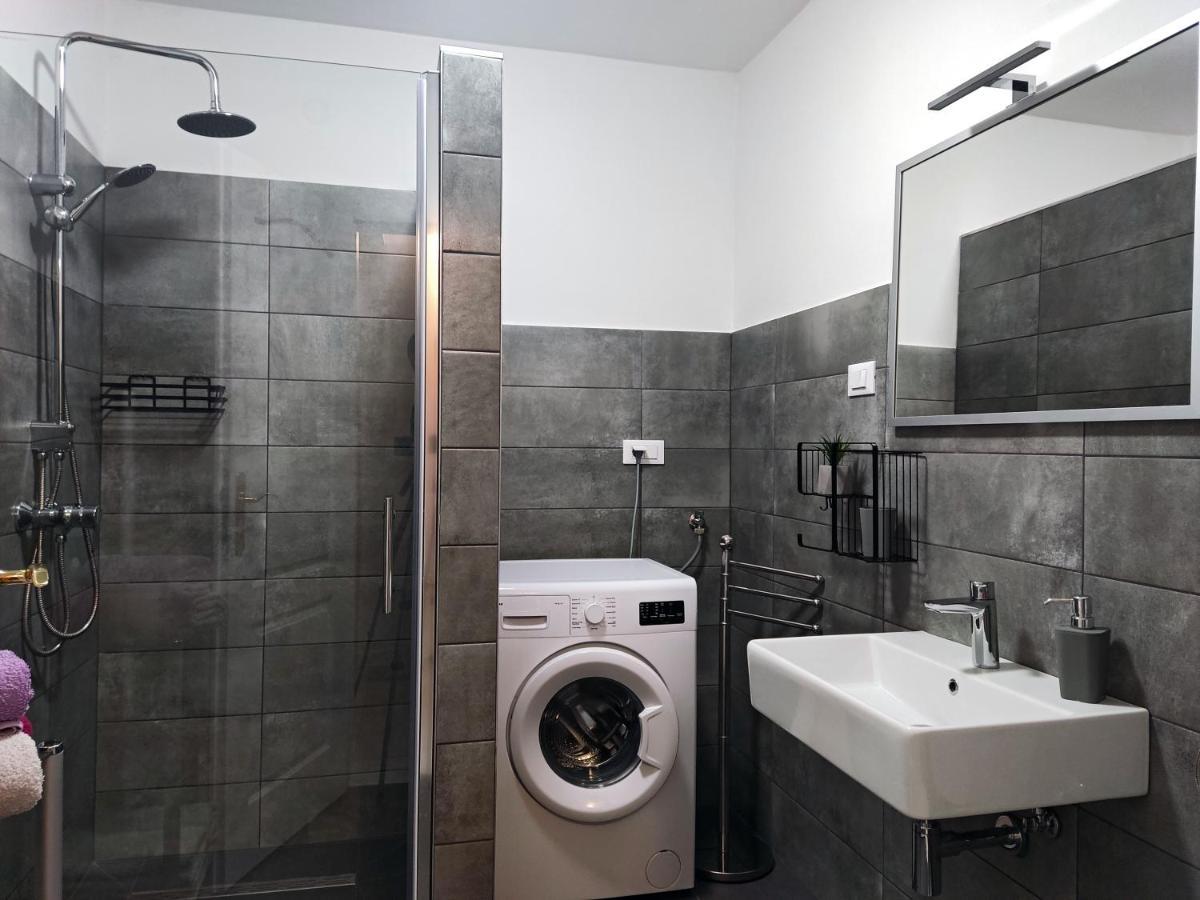 Apartment Rosa 1 Ровинь Экстерьер фото